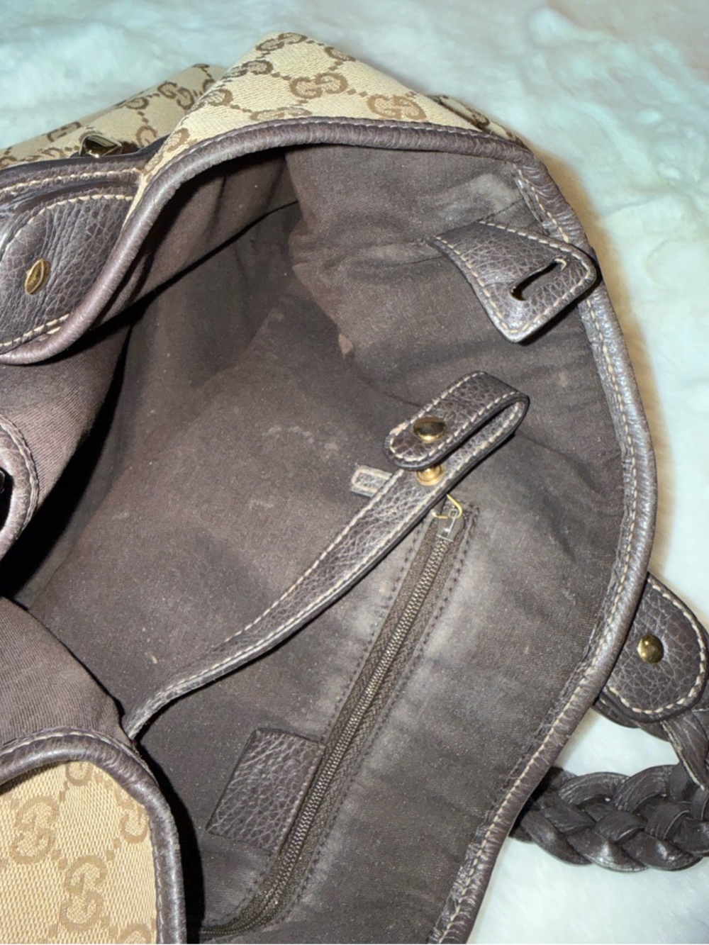 Gucci Tan Monogram Canvas Shoulder Bag with Dark Brown Trim - Picture 13 of 16